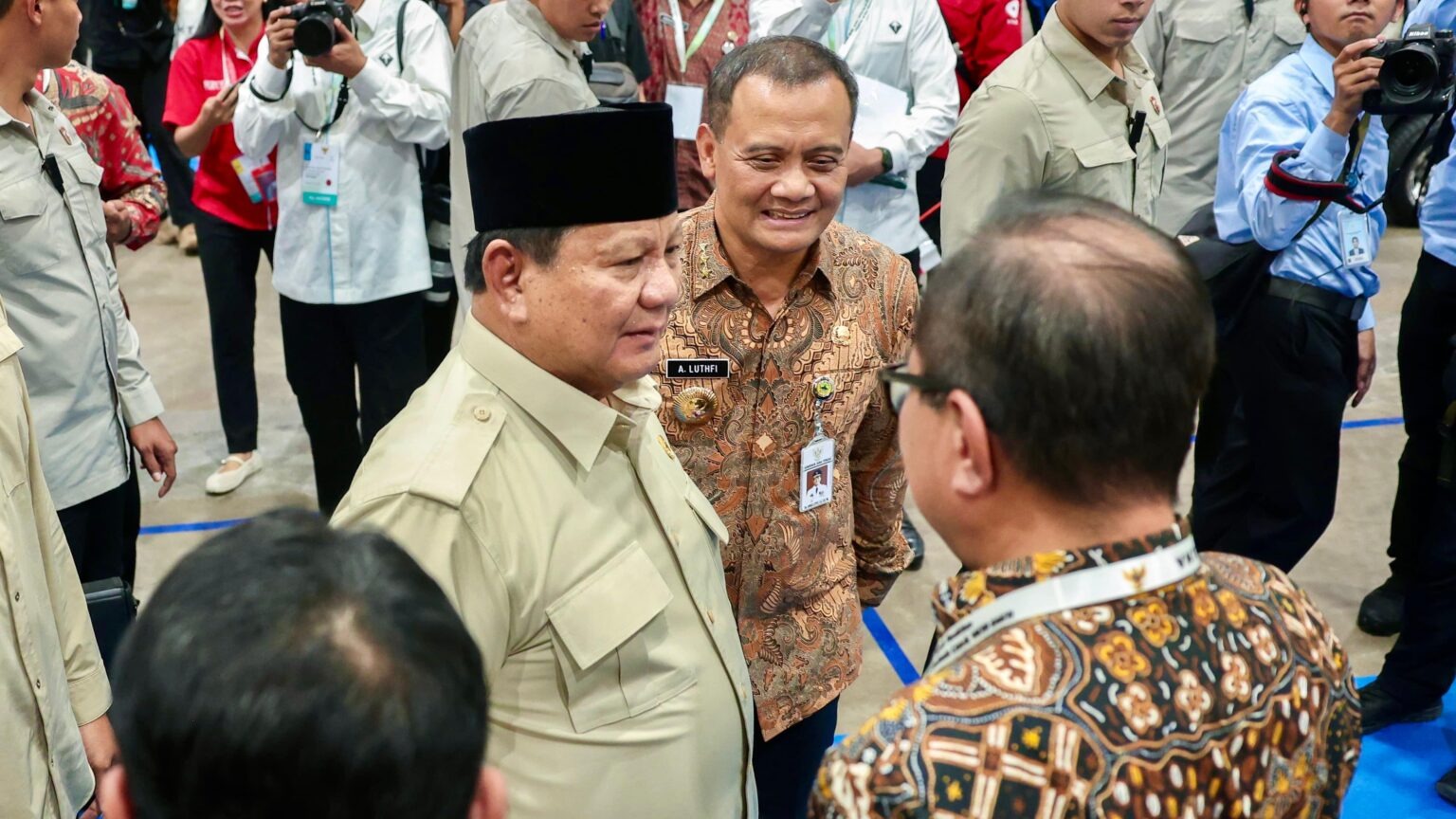 Dorong Industrialisasi, Prabowo Resmikan Fasilitas Kendaraan Listrik VKTR