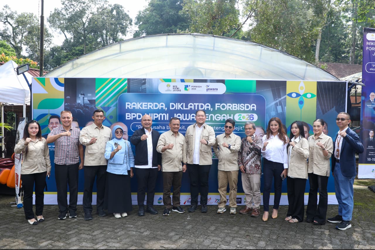 kolaborasi antara pemerintah dan pelaku usaha